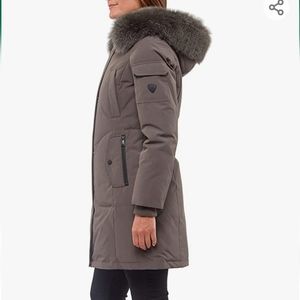 1 madison Real fox fur hood, incredibly warm winter parka